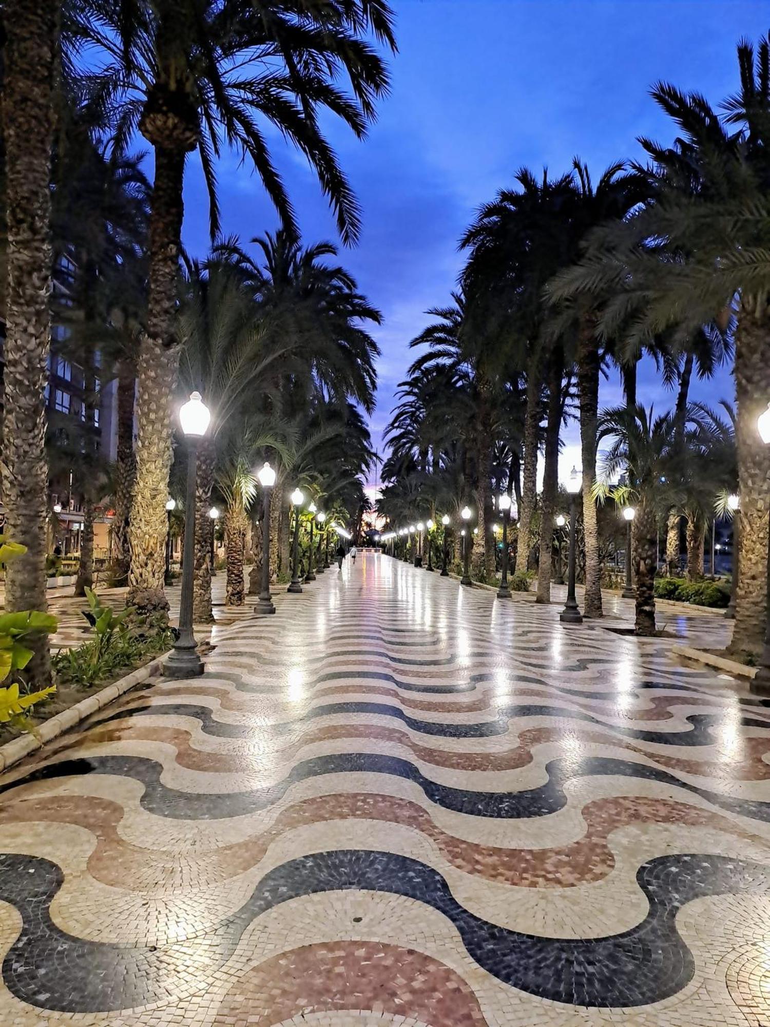 San Francisco 10 - 6 Apartamentos Boutique En El Centro - Playa Postiguet Alicante Buitenkant foto